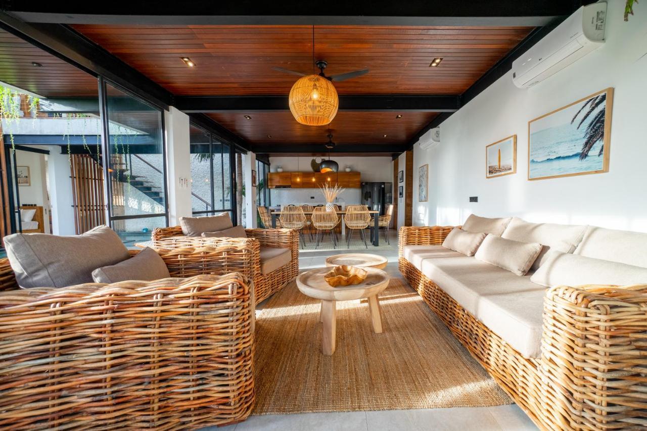 Suncoast Villa บาดุง ภายนอก รูปภาพ